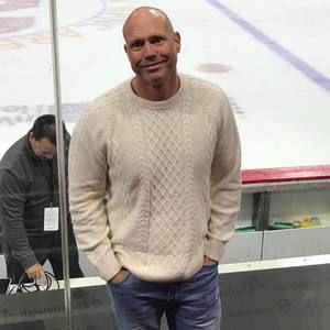 Meet your Posher, Hugh